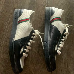 Gucci Mens 9.5G Runners